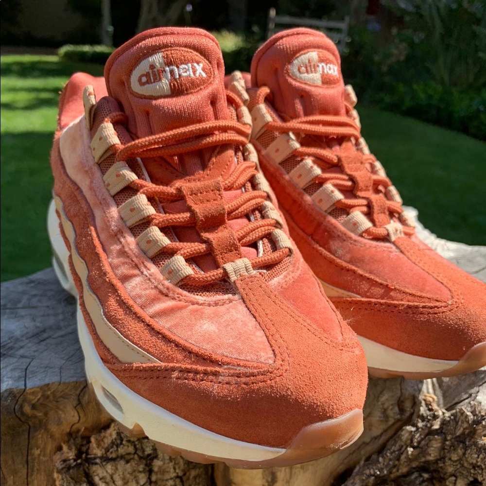 Nike 95